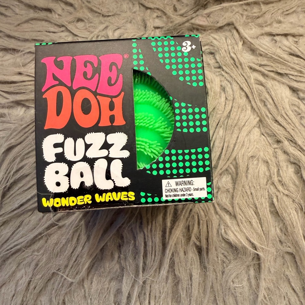 Green Fuzz Ball Wonder Waves - Kids Toy